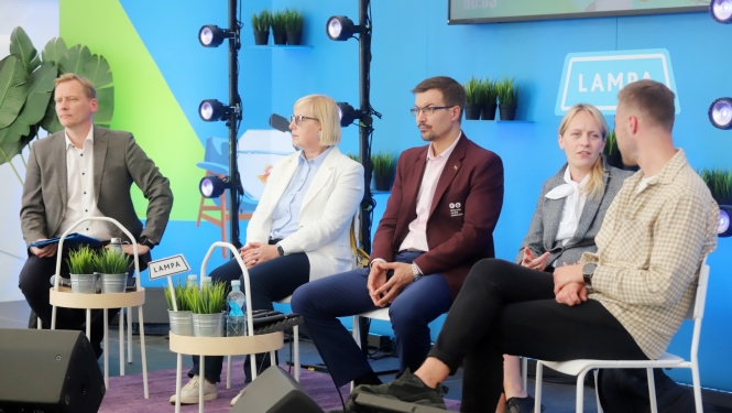 Lampas diskusija